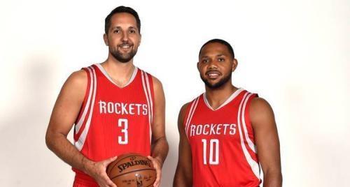 利雅得胜利4-1赛哈特海湾，C罗凌空倒钩破门，菲利克斯传射（利雅得胜利4比1击败赛哈特海湾，C罗倒钩破门，菲利克斯一传一射）