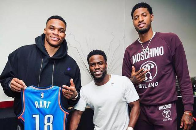 记者：利物浦没有对萨拉赫纪律处罚，他的落选只是阵容选择（记者：萨拉赫未受纪律处罚，落选仅系利物浦阵容选择）