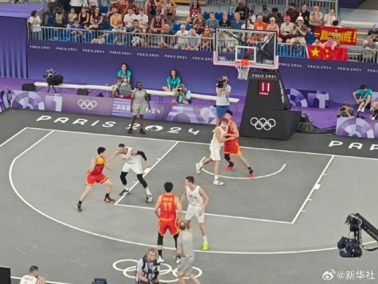 NBA球员合同更新及薪资排行榜（NBA球员最新合约动态与薪资排名）