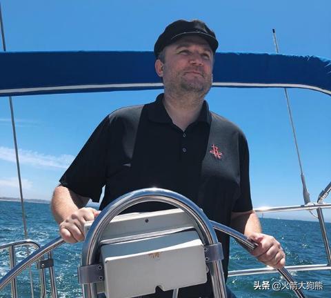 西甲：巴萨4-1大胜瓦伦西亚（西甲：巴塞罗那4-1轻取瓦伦西亚）