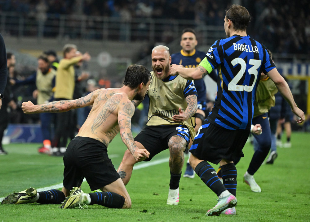 欧冠比赛战术分析：尤文图斯防守策略,（尤文图斯在欧冠的防守部署与战术解读）