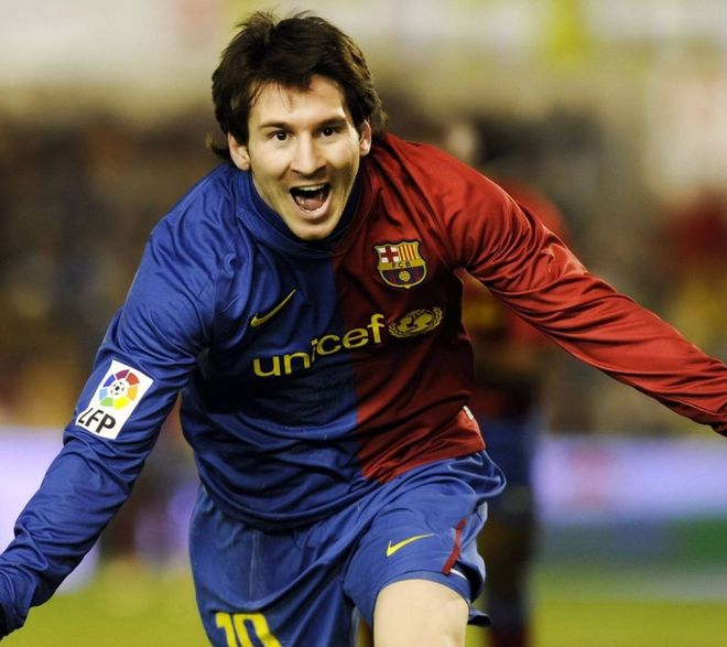 麦凯恩：詹姆斯8分是在多伦多打的，所以他的纪录在美国仍有效（麦凯恩称詹姆斯8分发生在多伦多，其纪录在美国仍然有效）